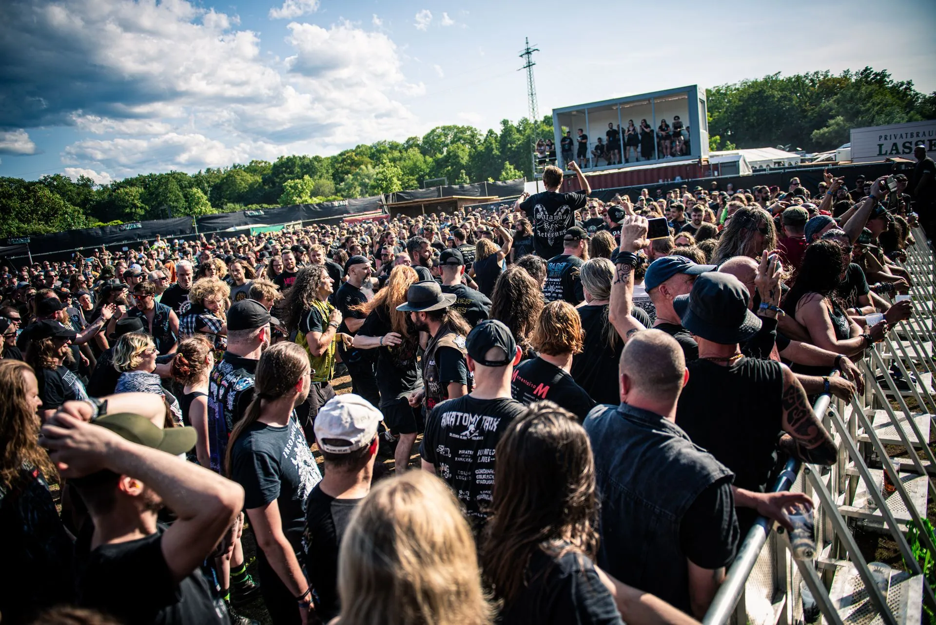 around the festival 3060