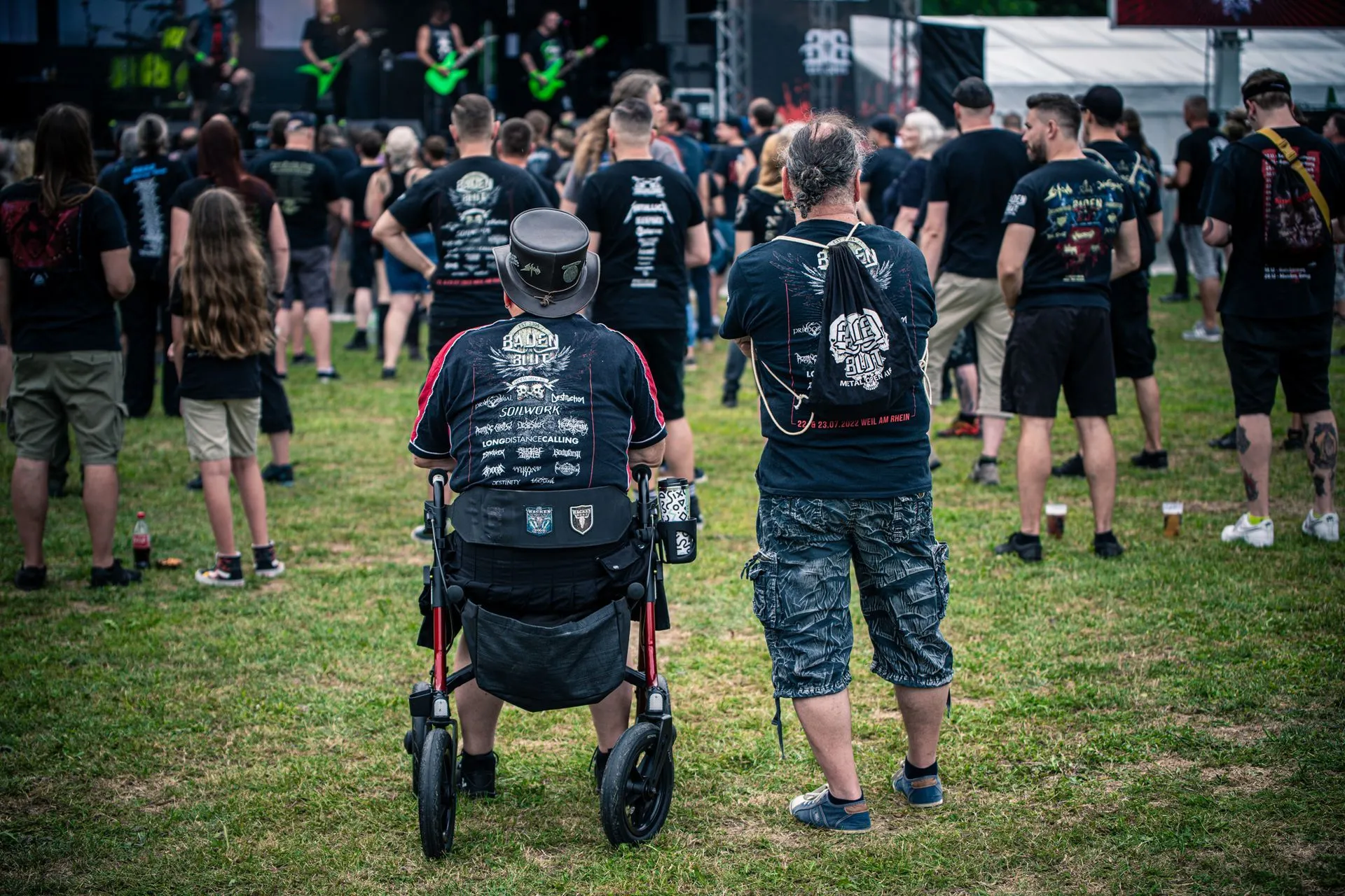 around the festival 6335
